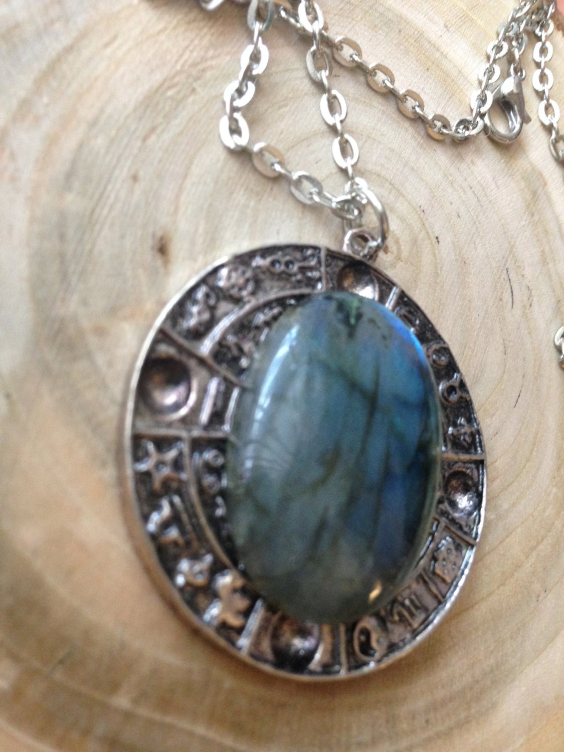 Labradorite Necklace // Labradorite Pendant // Labradorite Stone // Labradorites // Labradorite Cabochon // Large Labradorite Jewelry - Image 4