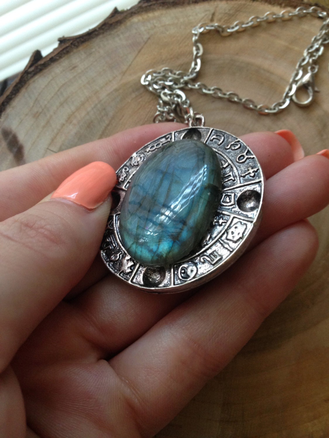 Labradorite Necklace // Labradorite Pendant // Labradorite Stone // Labradorites // Labradorite Cabochon // Large Labradorite Jewelry - Image 5