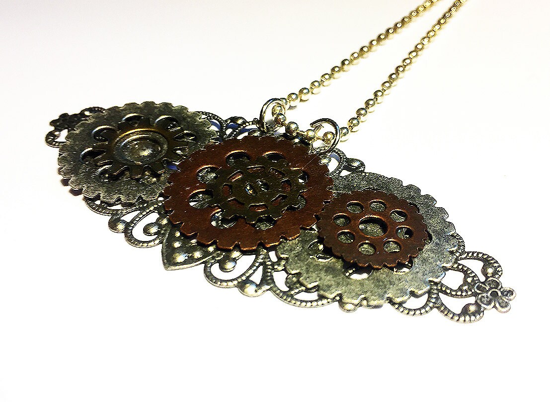 Steampunk Layered Gears Necklace Jewelry - Image 2