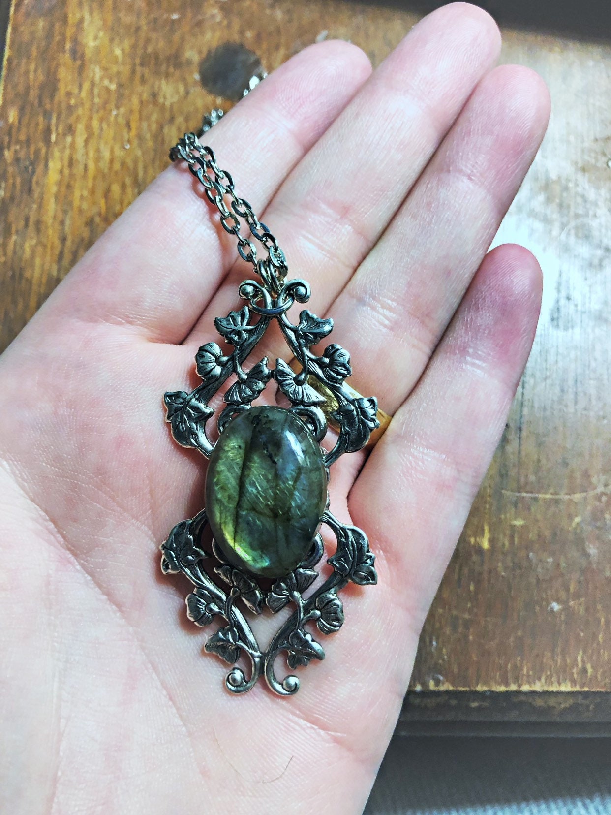 Labradorite Necklace // Labradorite Pendant // Labradorite Stone // Labradorite filigree necklace// Labradorite Cabochon // - Image 4