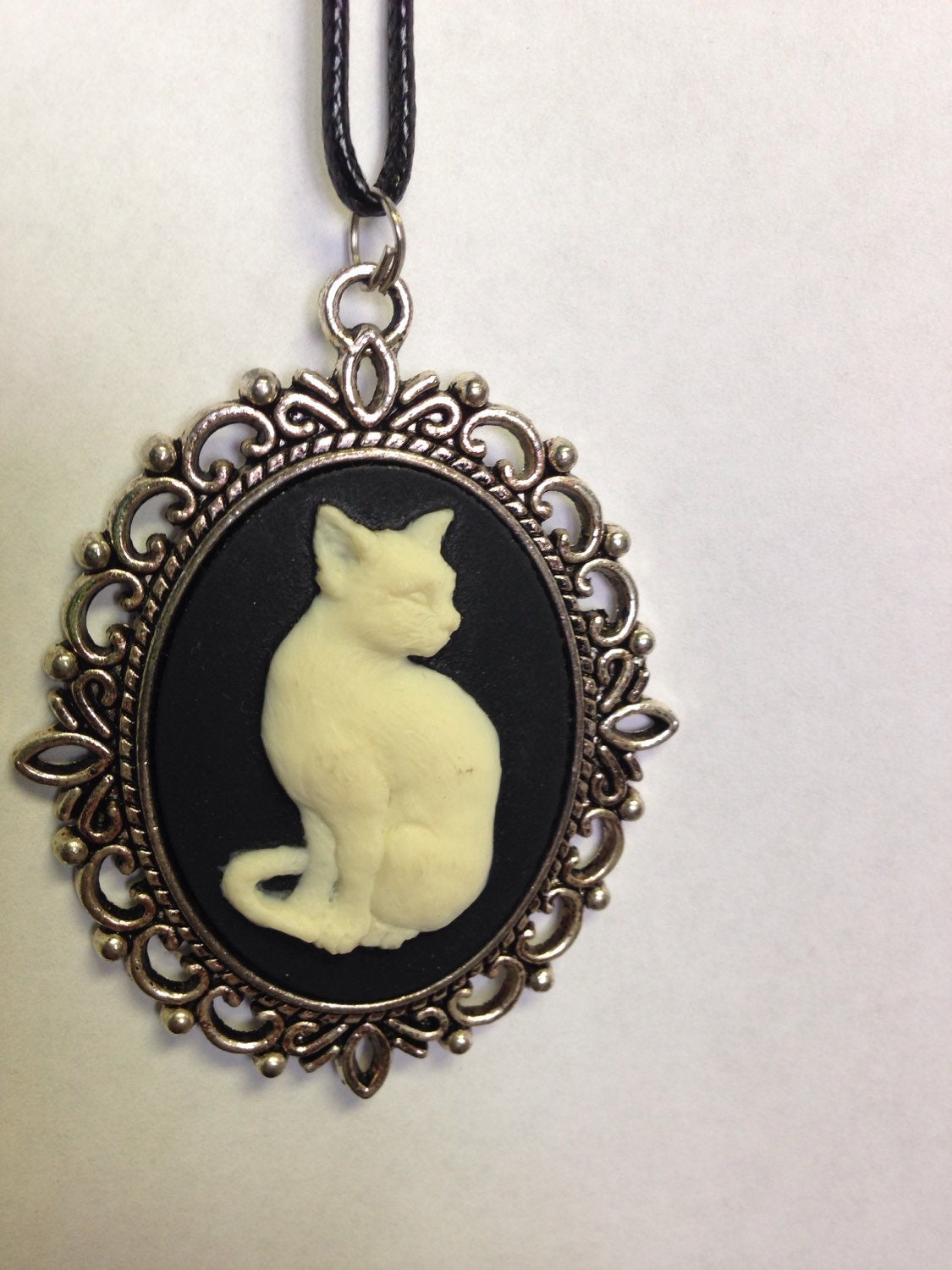 Black and Ivory Cat Cameo necklace