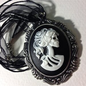 White Skeleton Lady Cameo Necklace // Day of the Dead Necklace // Victorian Jewelry // Dead Girl Cameo // Gothic Cameo