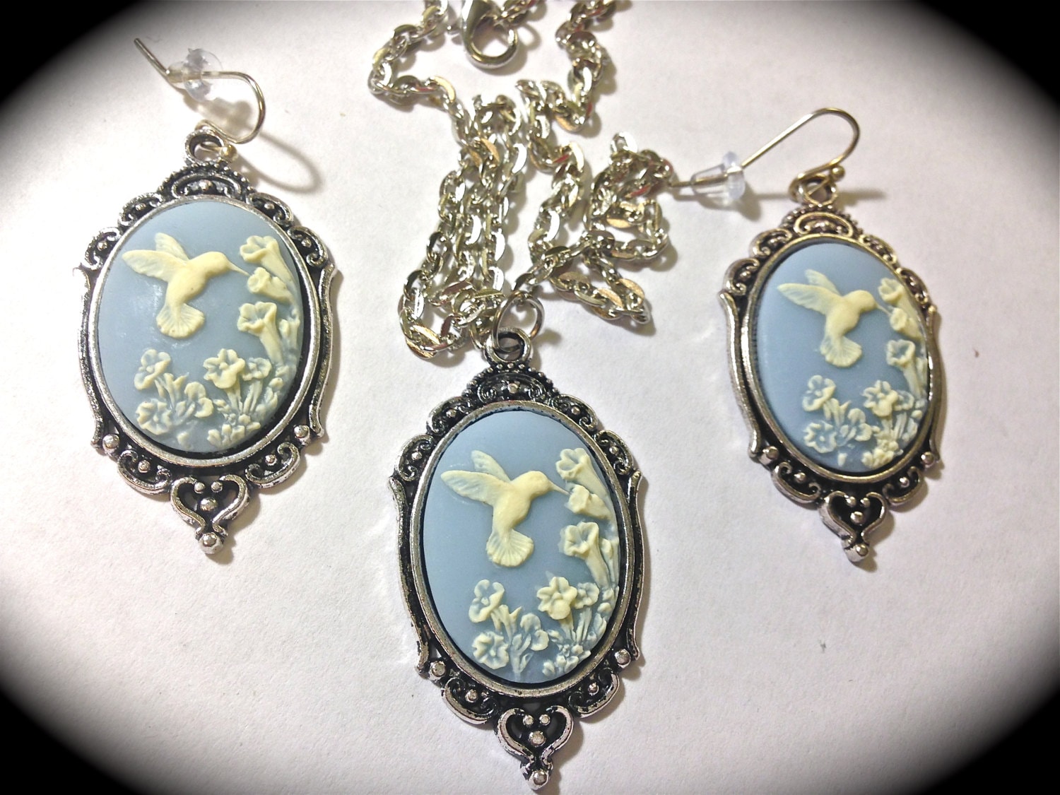 Light Blue Hummingbird cameo necklace and matching earring set // hummingbird cameo jewelry