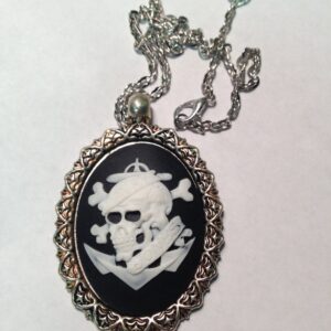 3d skull cameo necklace