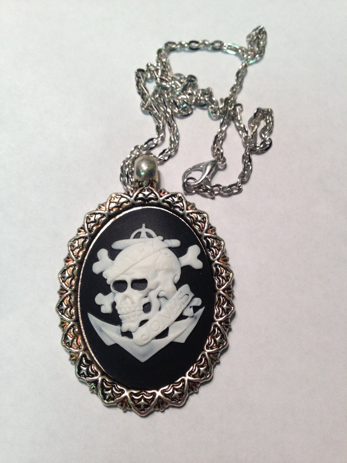 3d skull cameo necklace