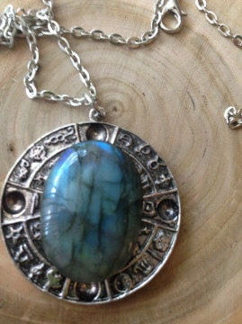 Labradorite Necklace // Labradorite Pendant // Labradorite Stone // Labradorites // Labradorite Cabochon // Large Labradorite Jewelry - Image 2