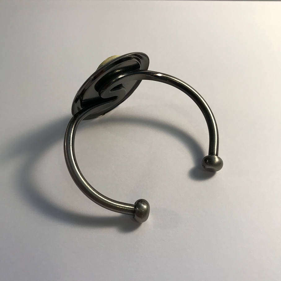 Octopus Cameo Cuff Bracelet - Image 4