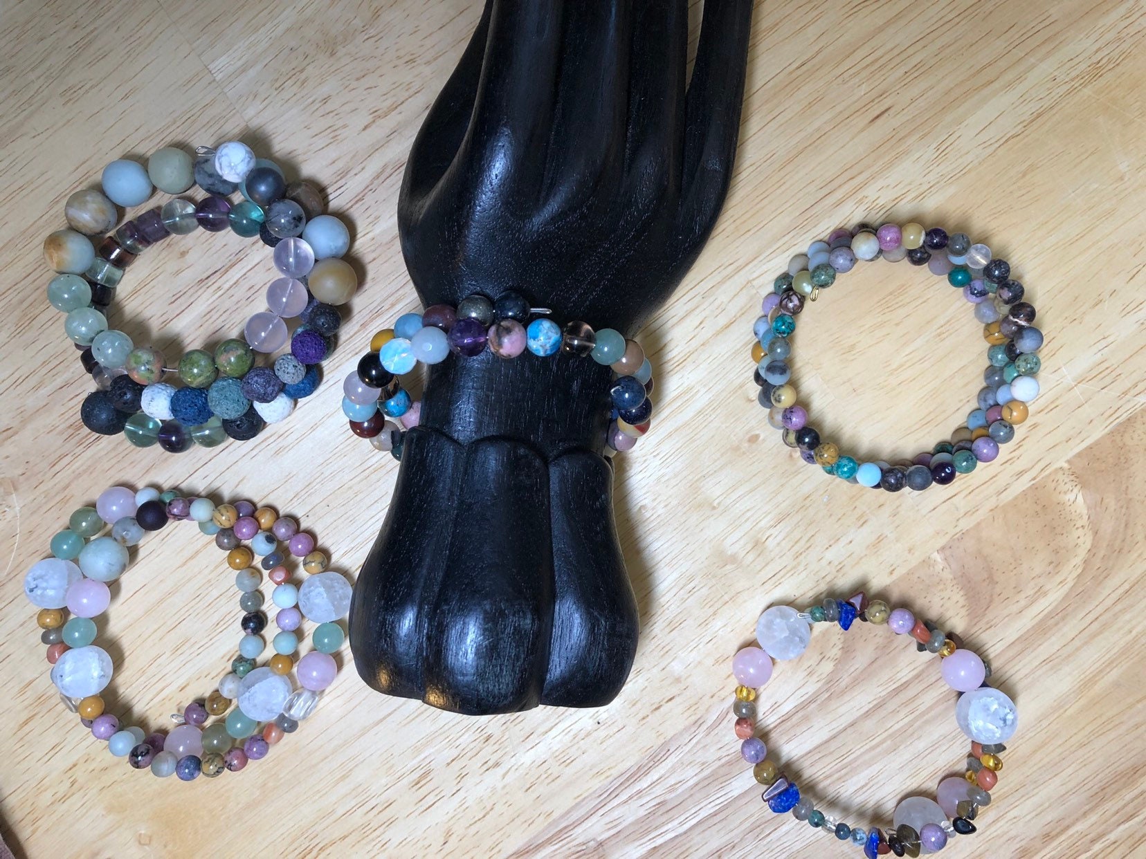Memory wire triple Beaded crystal beads Bracelet - Image 4
