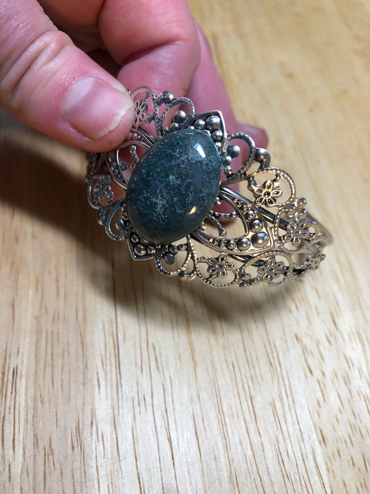 Bloodstone cuff bracelet// Green crystal bracelet// Authentic gemstone cuff bracelet