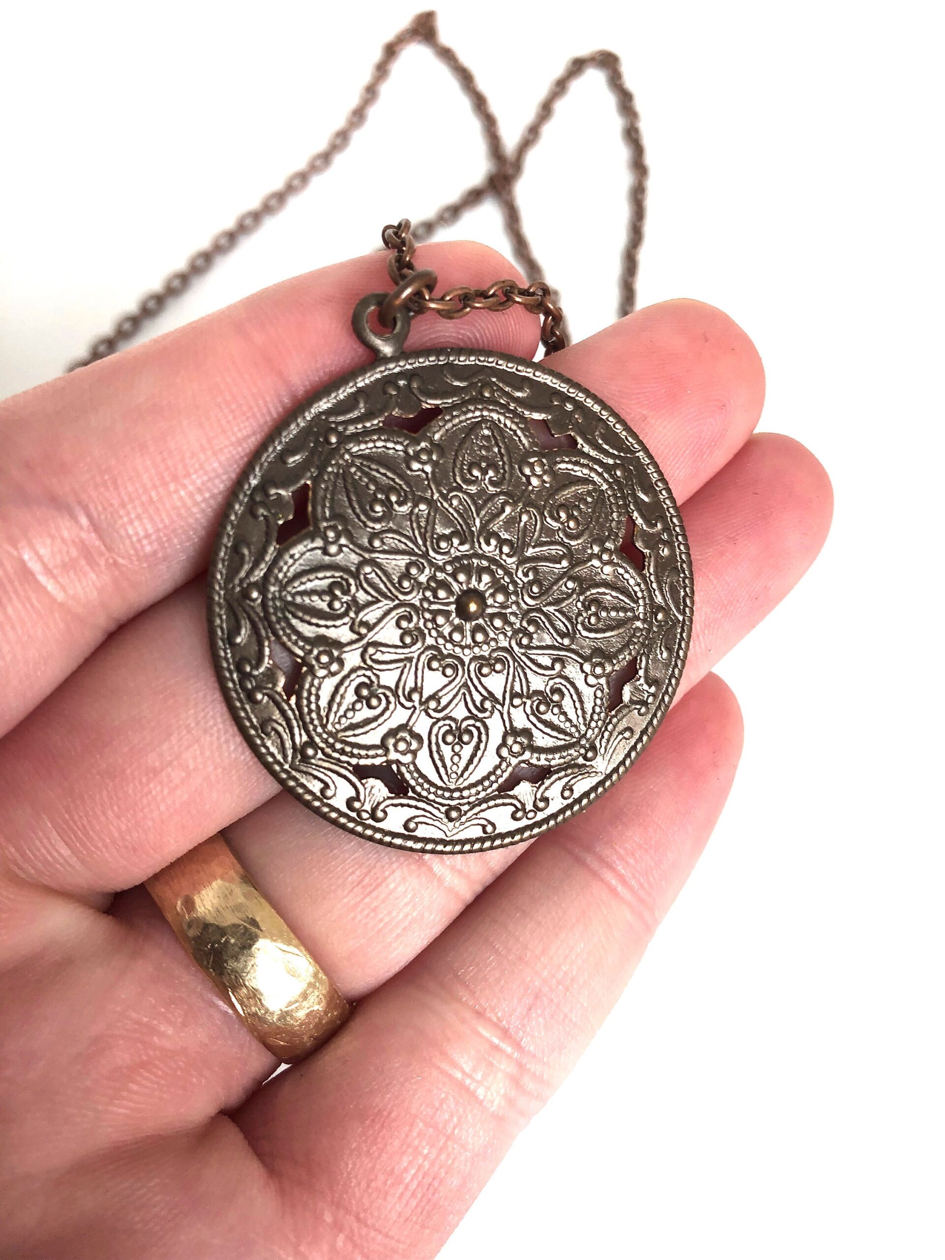 Bronze victorian filigree necklace - Image 2