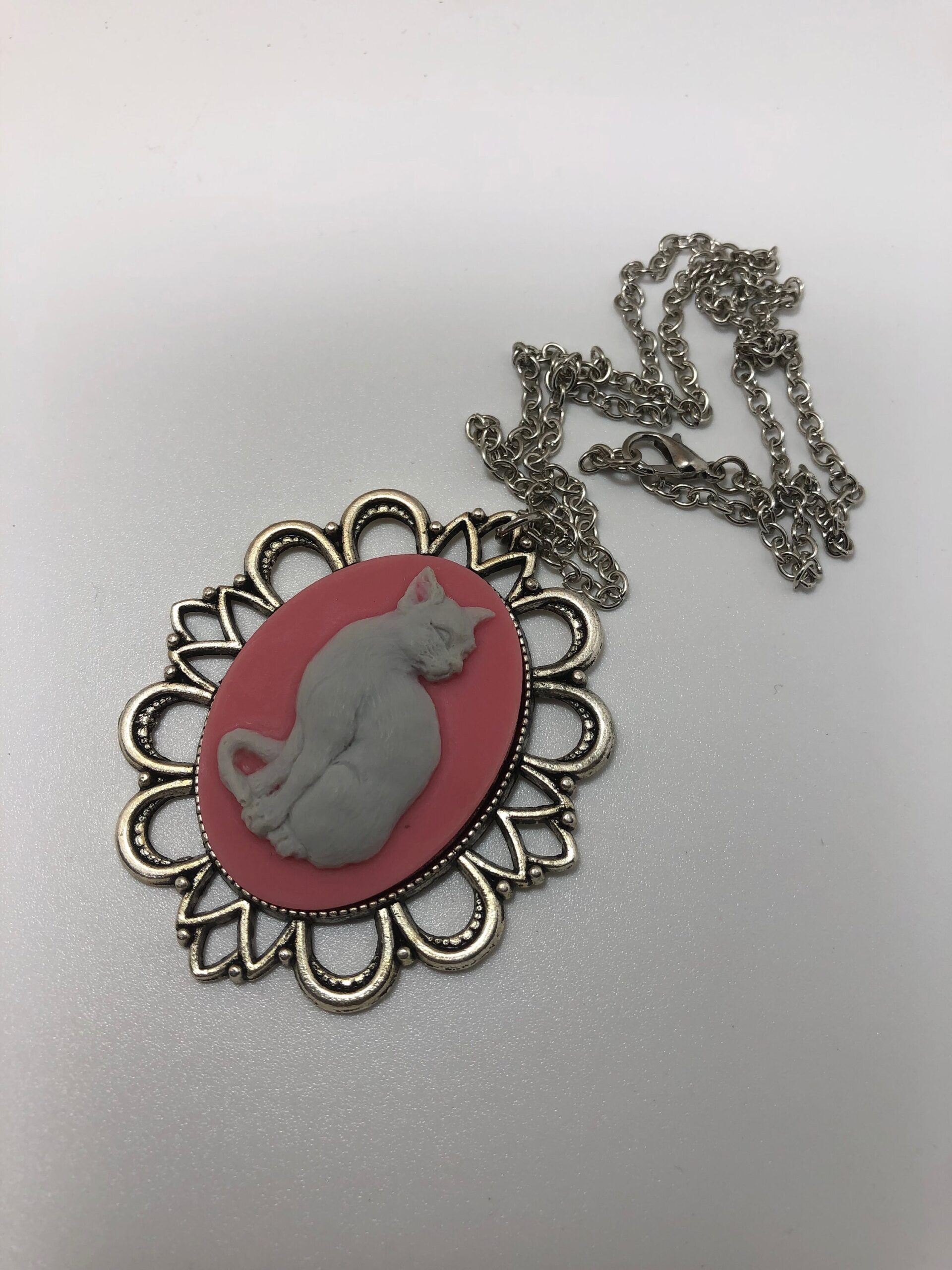 Cat cameo necklace - Image 5