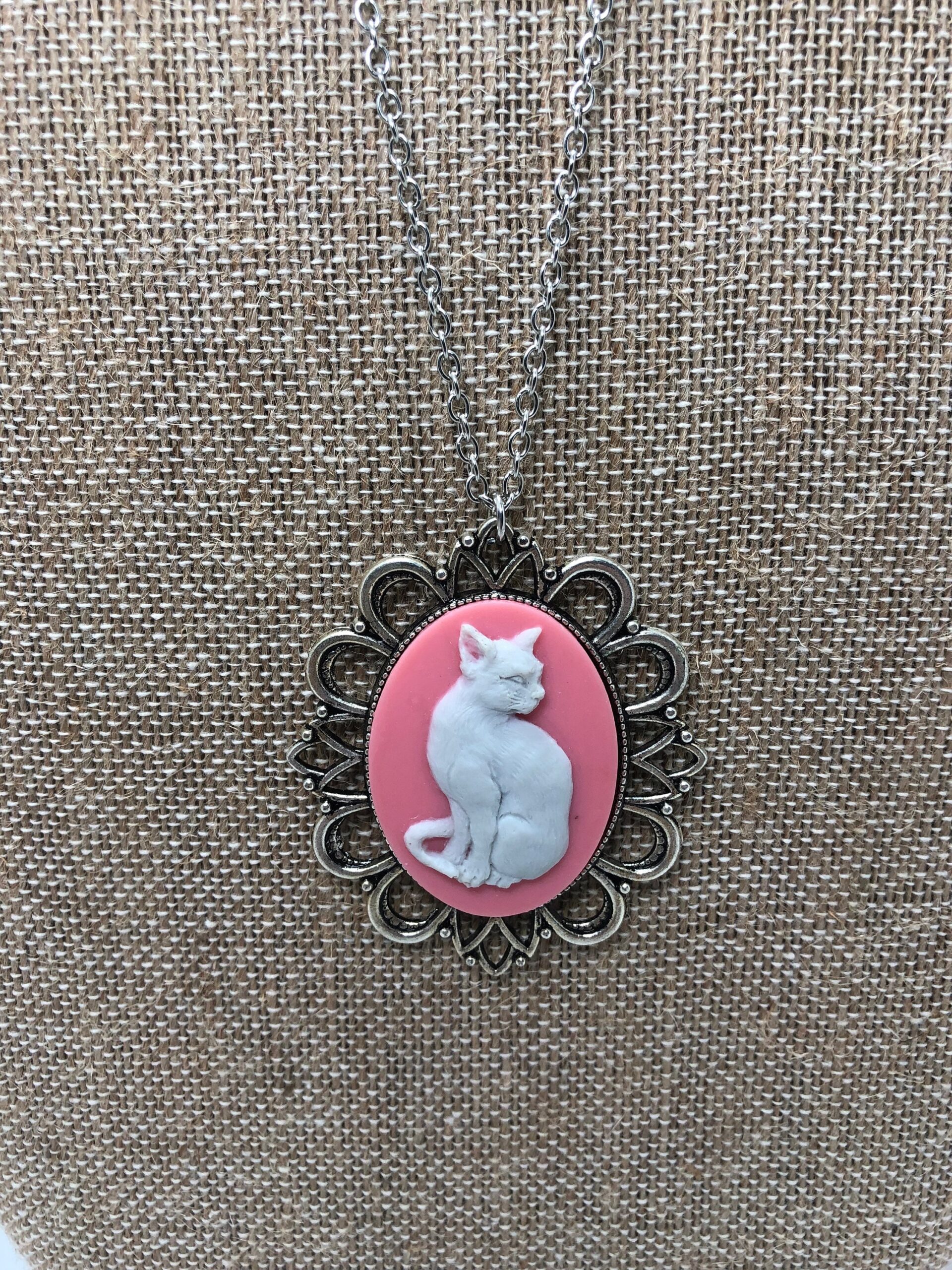 Cat cameo necklace