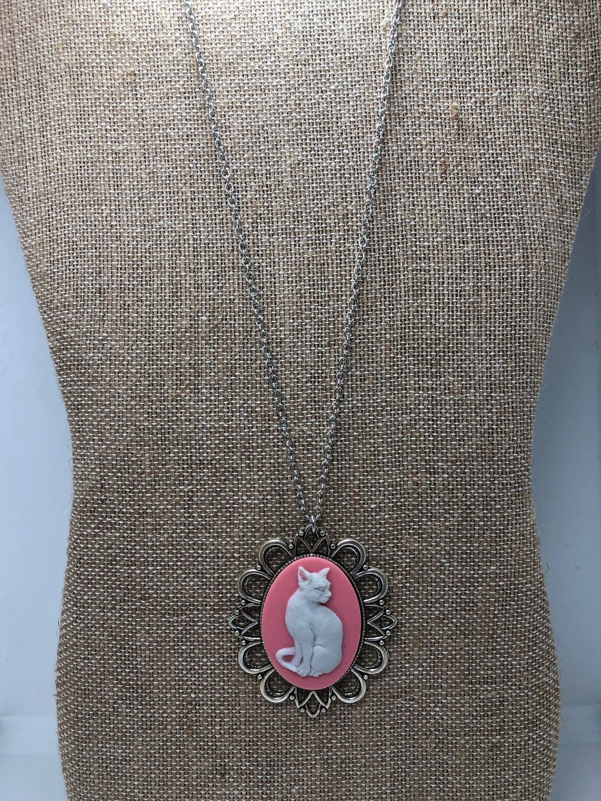 Cat cameo necklace - Image 6