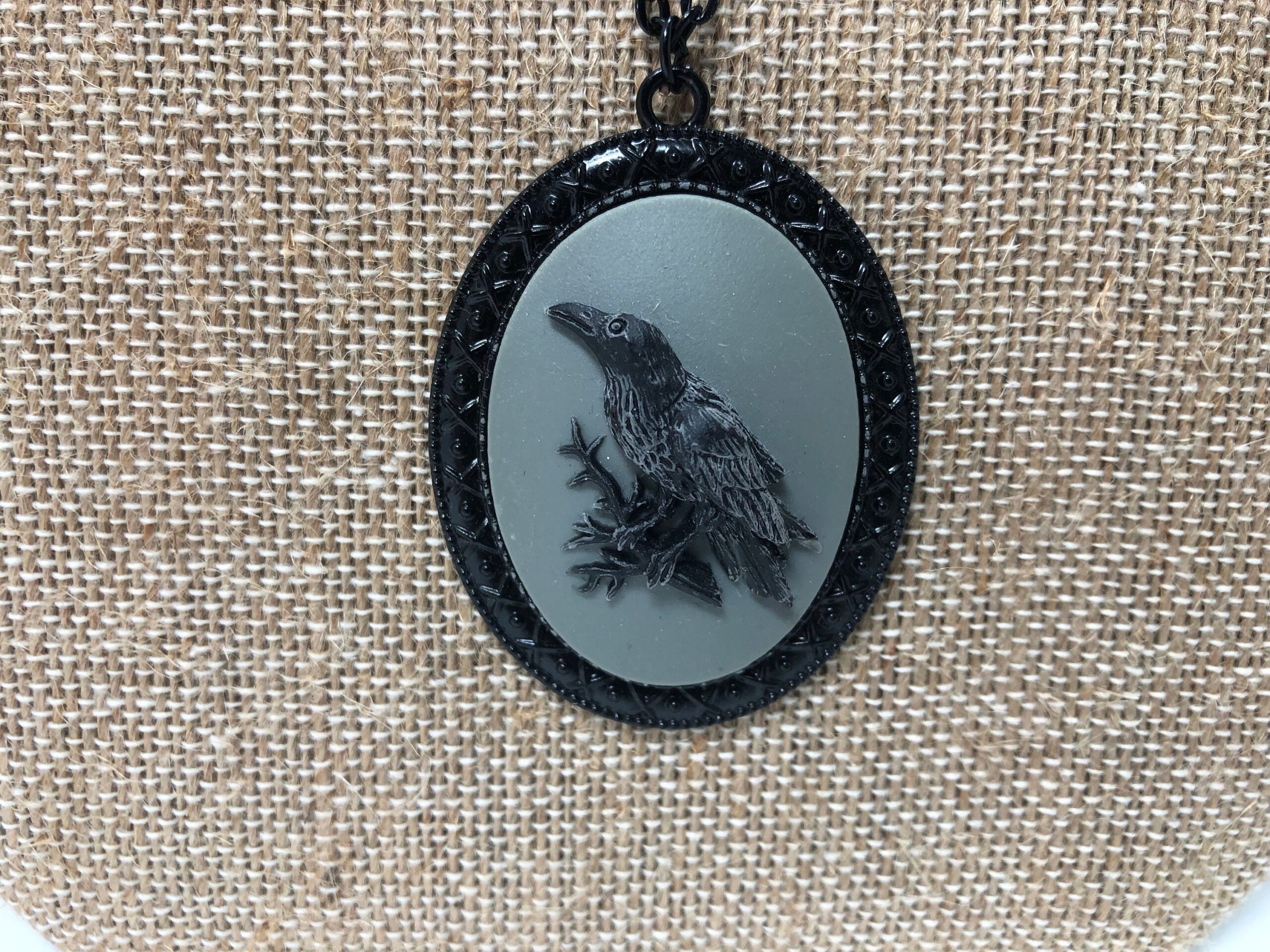 Black Raven cameo necklace - Image 6