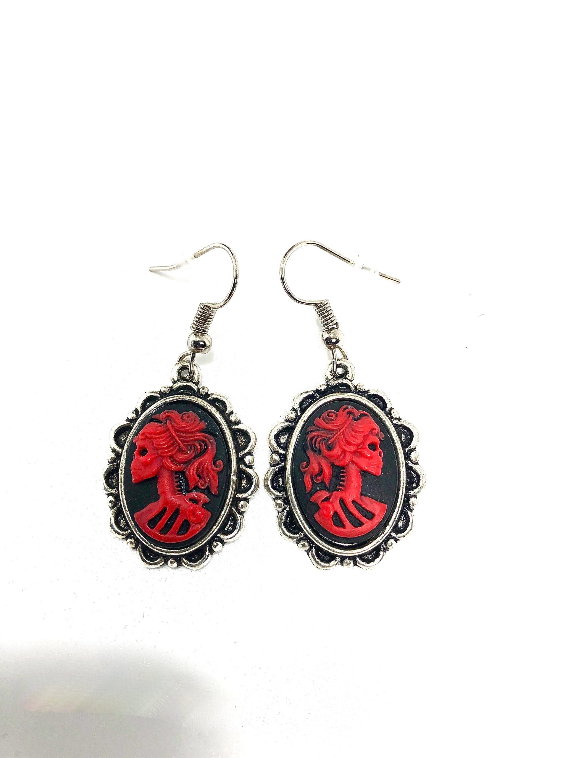 Lady skull Cameo dangle earrings - Image 3