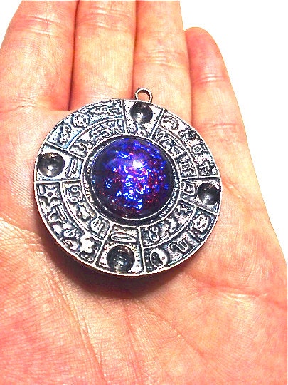 dragons breath zodia medallion Necklace - Image 3