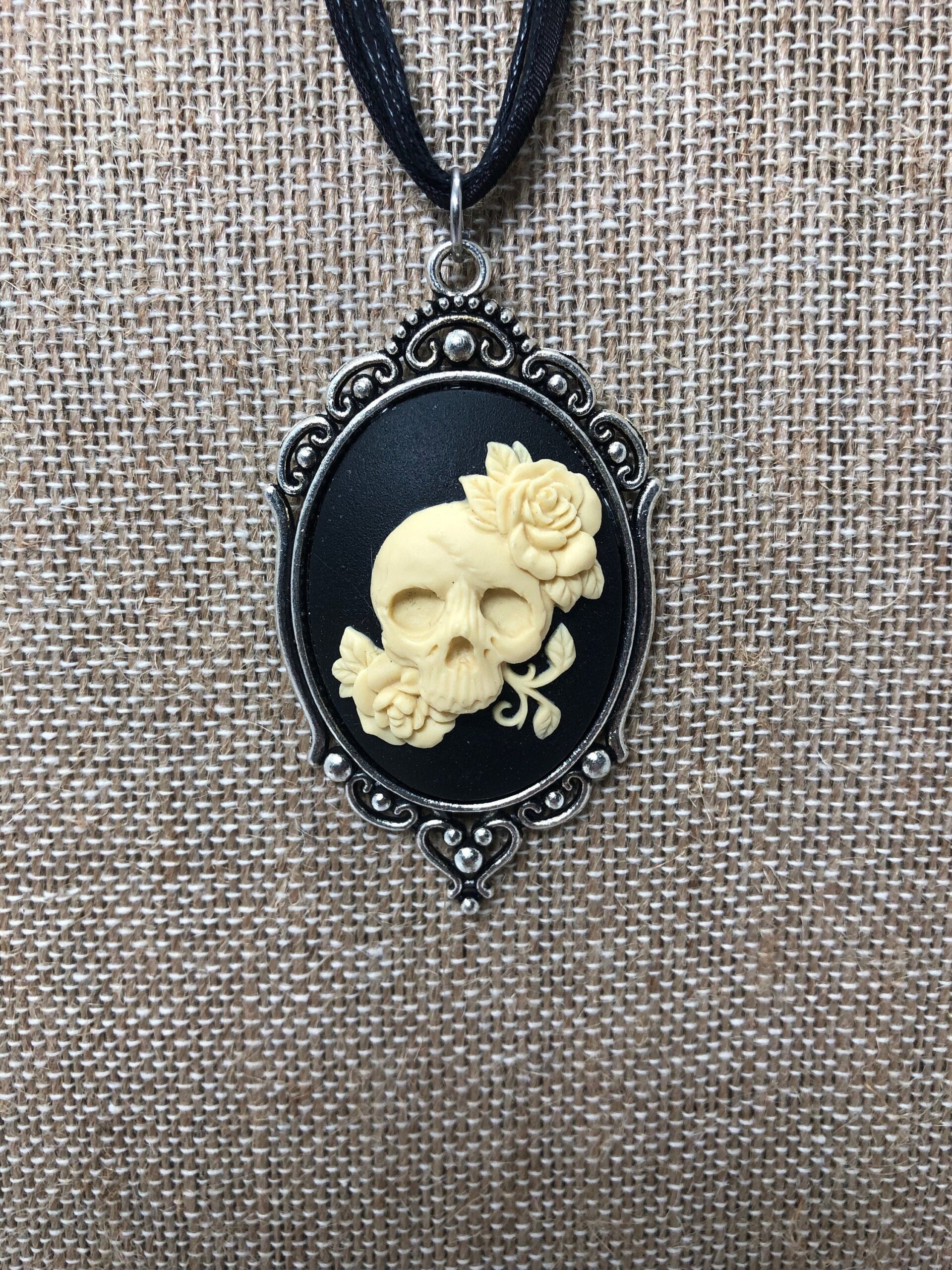 Sugar Skull and Roses Cameo Necklace