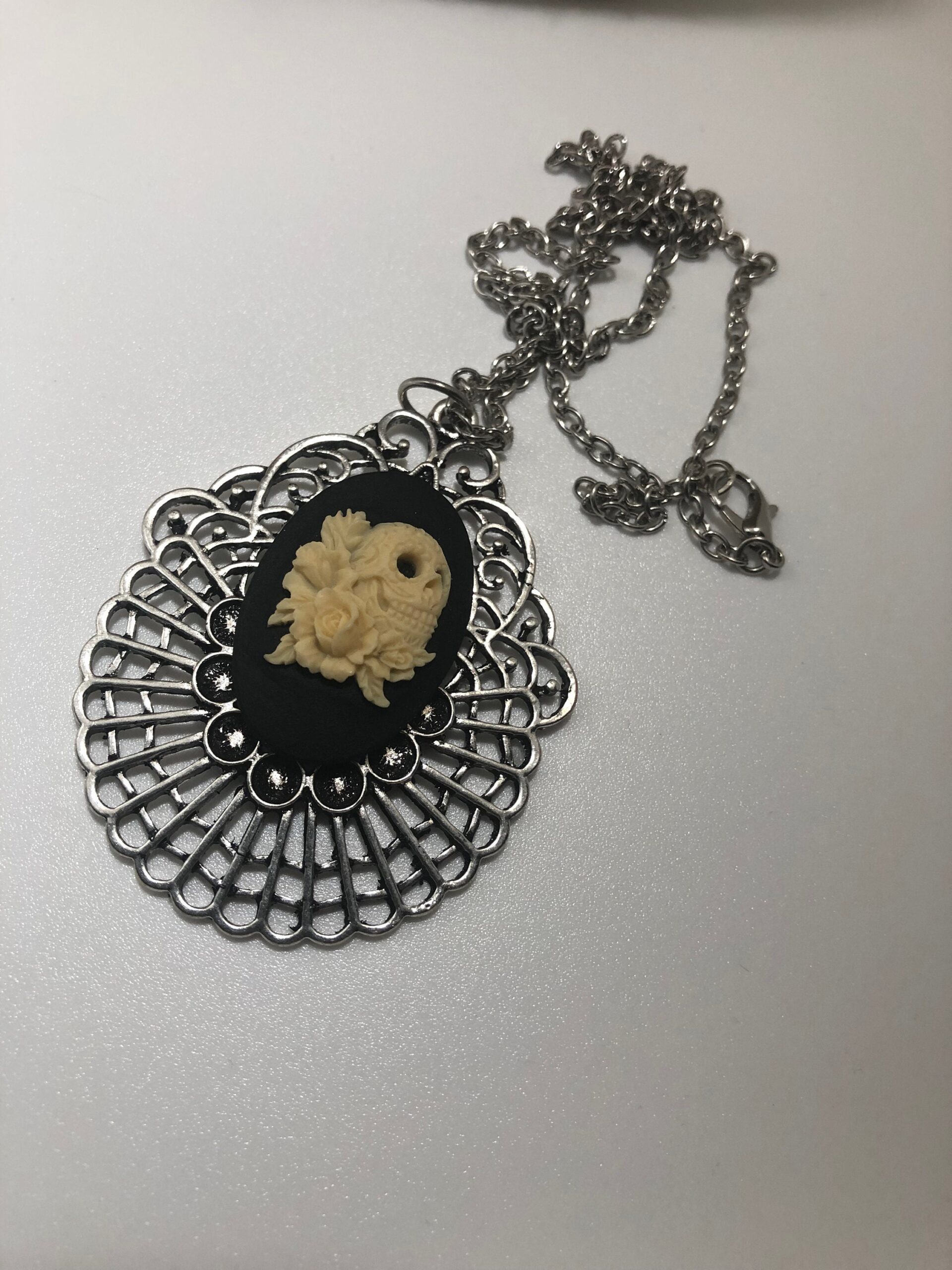Sugar Skull and Roses Cameo Necklace - Image 3
