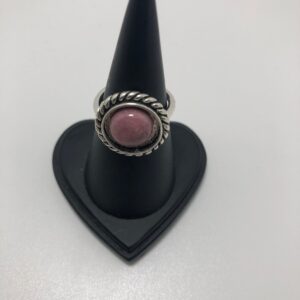 Rhodonite Ring // Rhodonite gemstone ring // rhodonite circle ring // Gemstone ring // cabochon circle ring