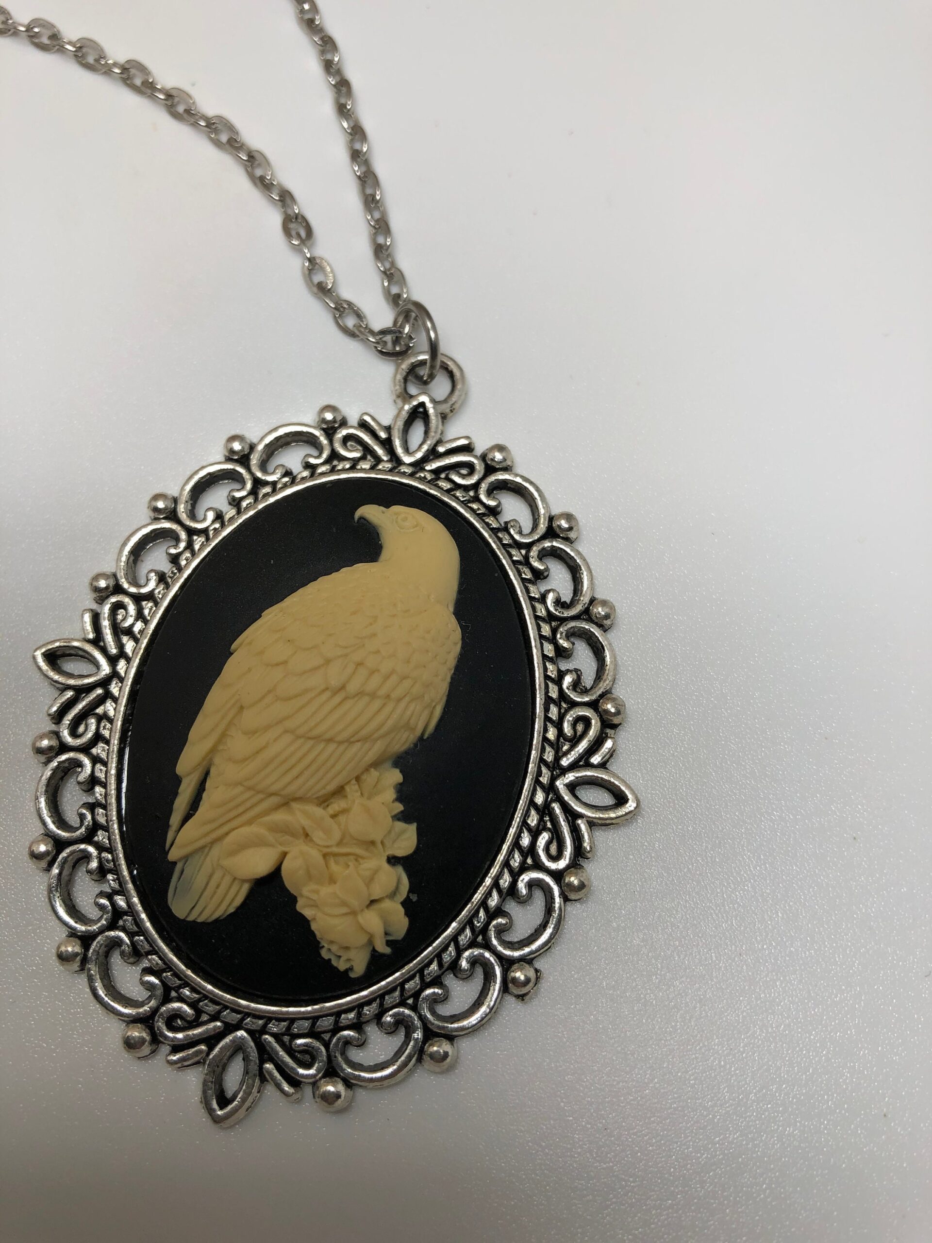 30x40 Cameo Necklace - Image 3