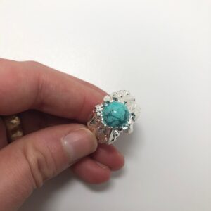 Turquoise circle claw ring // Real Turquoise Ring // Teal Ring // Gemstone ring