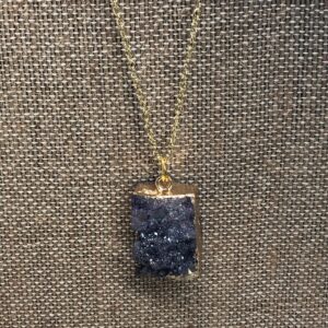 Purple Druzy Necklace //lilac purple druzy gold necklace // druzy necklace // Druzy chunk pendant