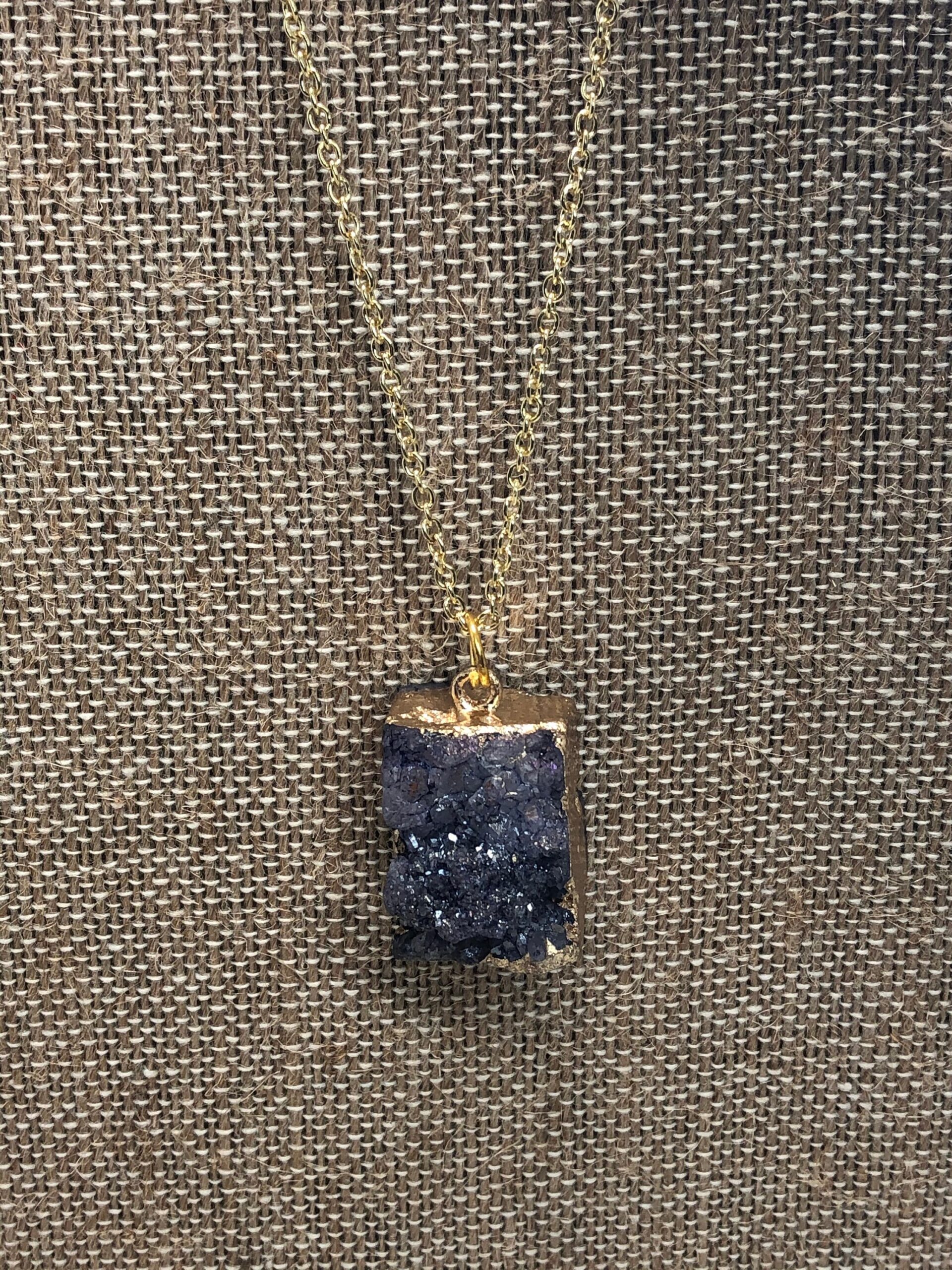 Purple Druzy Necklace //lilac purple druzy gold necklace // druzy necklace // Druzy chunk pendant
