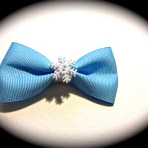 Snowflake hair clip
