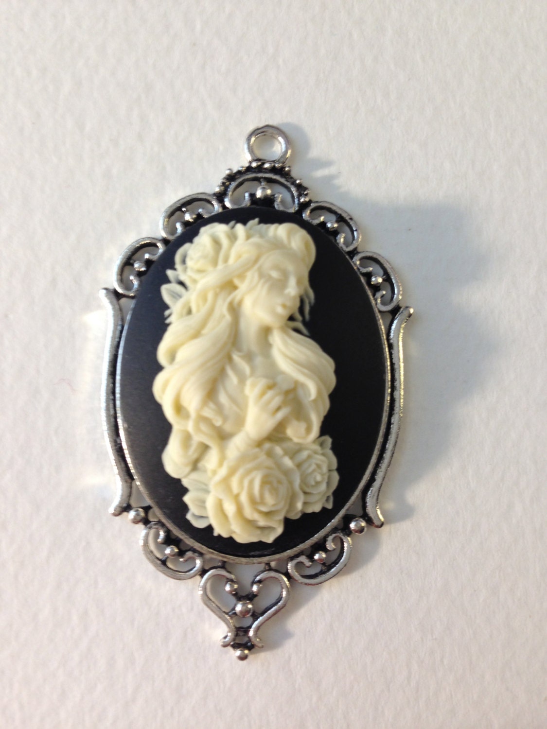 Lady Cameo Necklace // Medusa Necklace // Victorian Jewelry // Dead Girl Cameo // Gothic Cameo