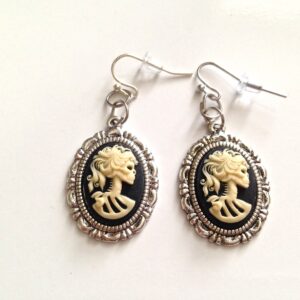 Lady skull Cameo earrings