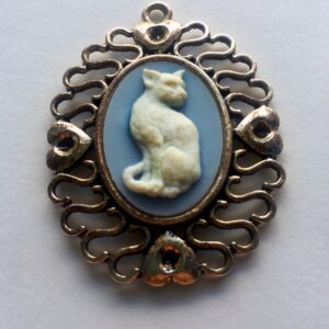 Cat Cameo necklace