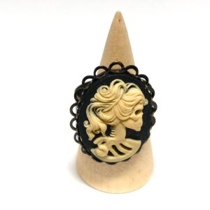 Lolita Skeleton  Cameo Ring // Day of the Dead Jewelry // Cameo Ring // Lady Skeleton Cameo Ring // Lolita goddess ring