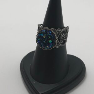 Druzy ring // Blue druzy ring // blue circle druzy on antique silver toned adjustable ring