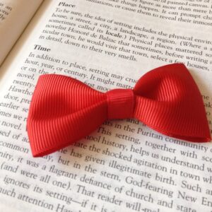 Custom Hair Bow//Clip// Hair accessory// Elegant hair piece