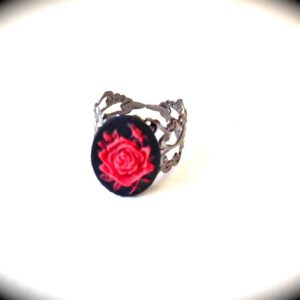 Red Rose Cameo Vintage Filigree Setting Antique Silver Toned Ring