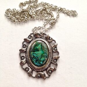 Shell in lay Necklace