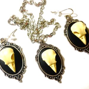 Raven Skull cameo jewelry set